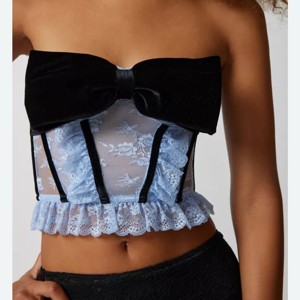 Urban Outfitters Black and Blue Bandeau Intimates size L